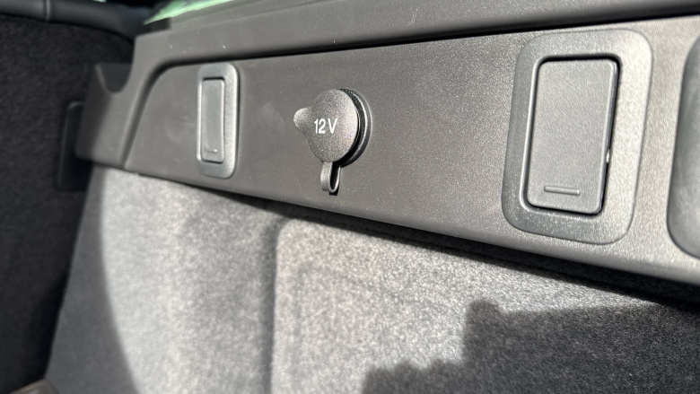 Land Rover Range Rover Velar 2.0 P400e Dynamic SE 5dr Auto Estate